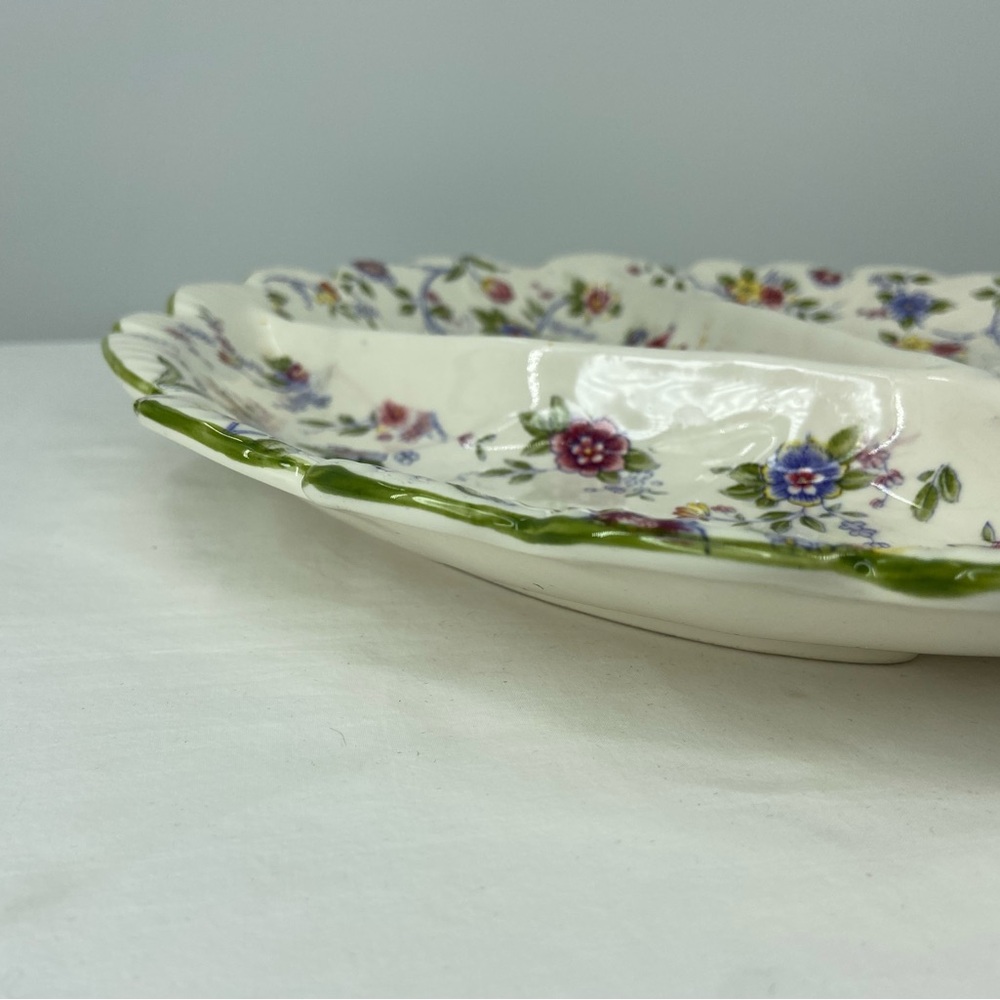 Corona Floral Leaf-Shaped Divided Plate - Picture 4 of 9